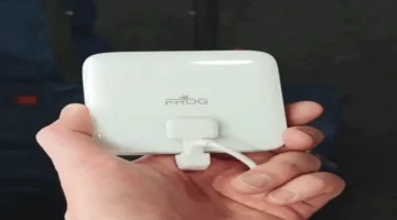 هاتف ذكي فريد يدمج وحدة تحكم ألعاب دوارة مدمجة